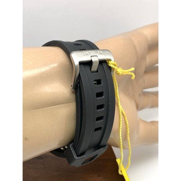 Invicta Men's Watch 12560 Pro Diver Quartz Black Dial Green Bezel Rubber Band - Picture 10 of 14